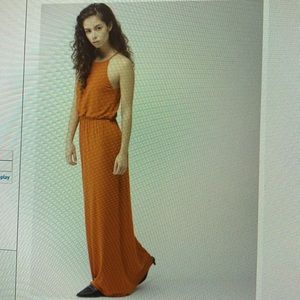 Forever 21 highneck maxi dress size small- in rust